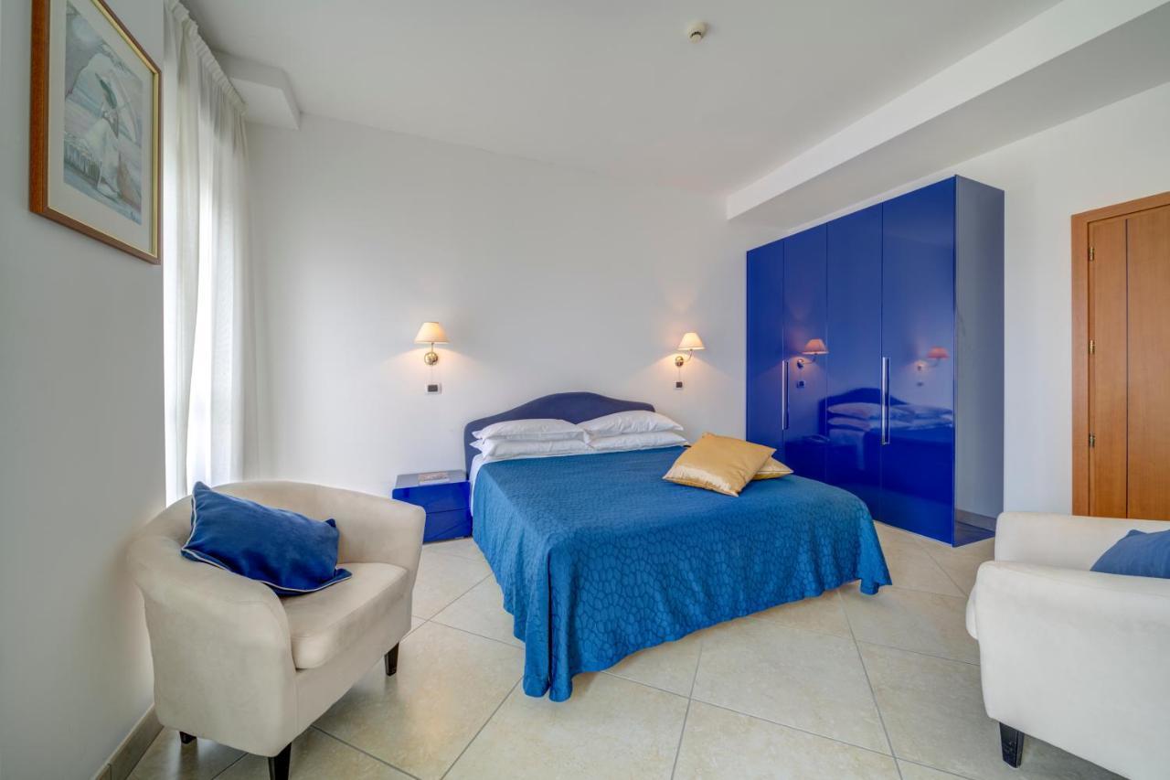 Hotel Carlton Beach Rimini Exterior photo