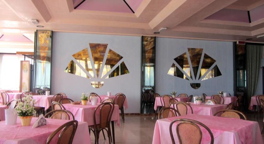 Hotel Carlton Beach Rimini Exterior photo