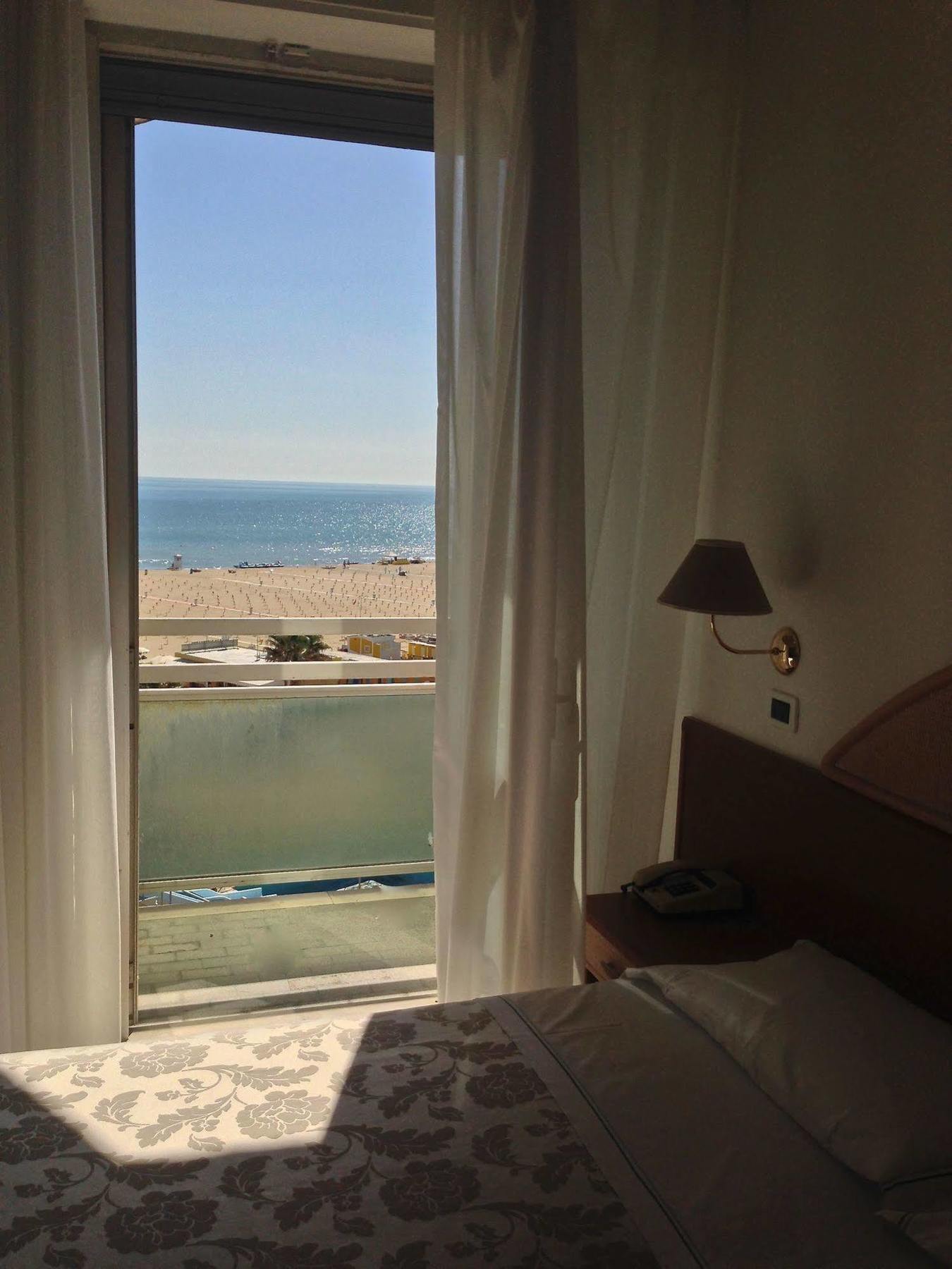 Hotel Carlton Beach Rimini Exterior photo